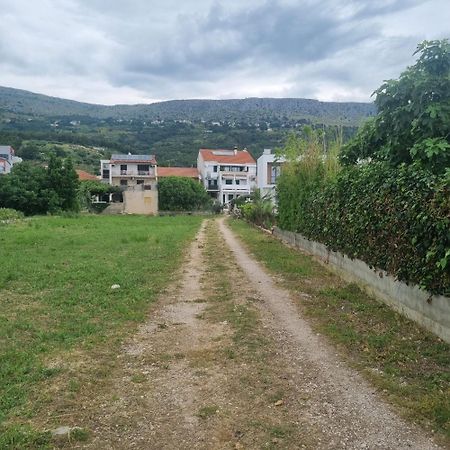 Sara Apartment Podstrana Bagian luar foto