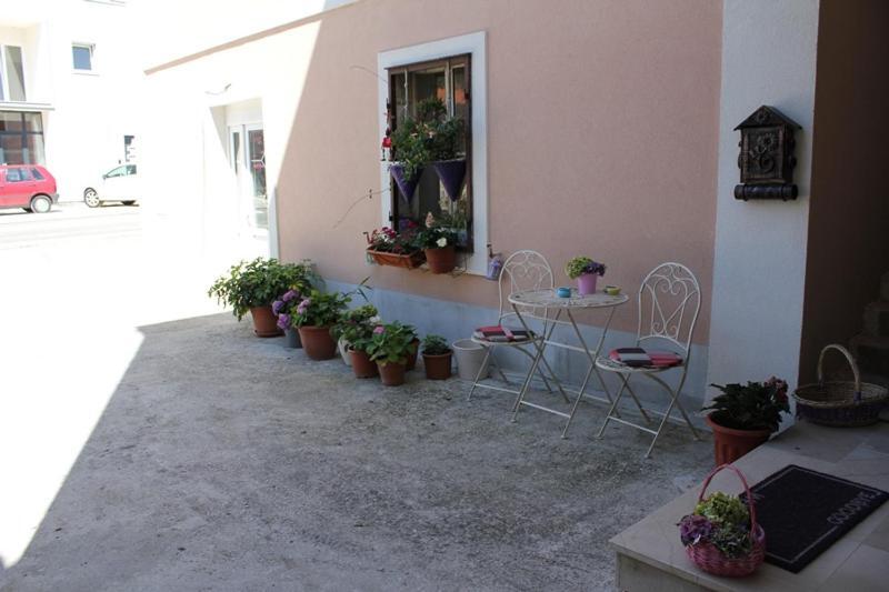 Sara Apartment Podstrana Bagian luar foto